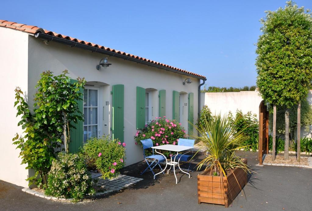 Hotel La Galiote En Re La Flotte Exterior foto
